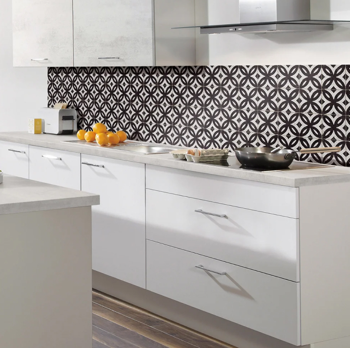 cocina blanca con isla